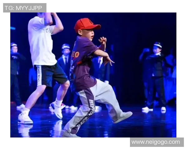 南京街舞队的热情与挑战：聚焦街舞文化的现状与未来发展